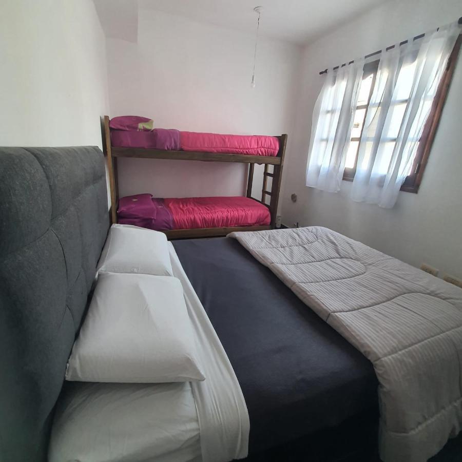 Gueemes Hostel คอร์โดบา ภายนอก รูปภาพ