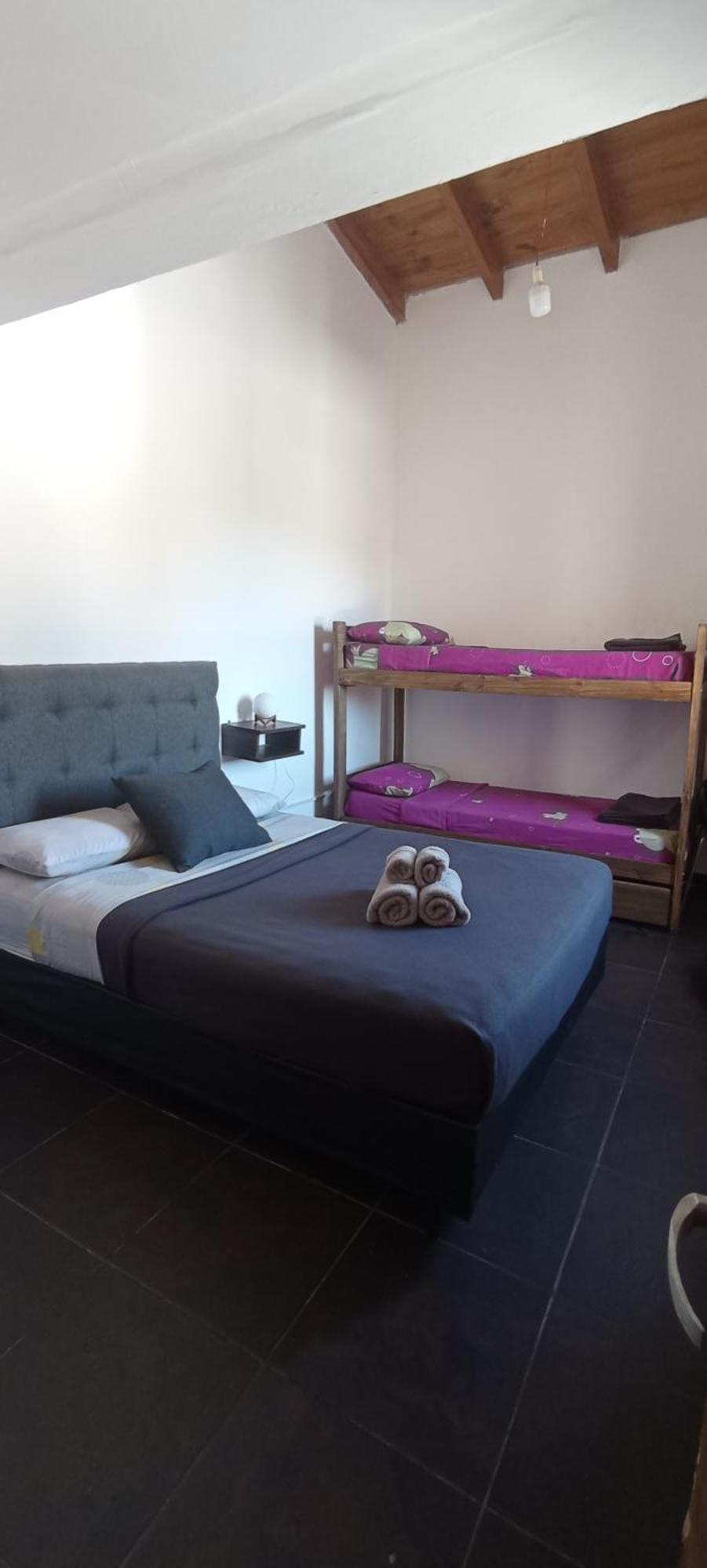 Gueemes Hostel คอร์โดบา ภายนอก รูปภาพ